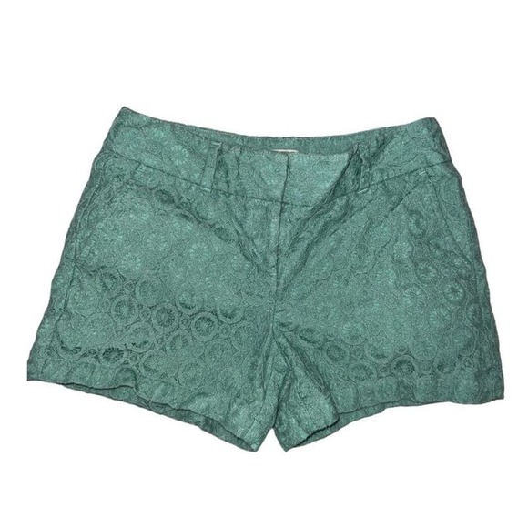 LOFT Seafoam Green Shorts Flat Front Mid-Rise Embroidered Lace Women Size 0 - Picture 1 of 3